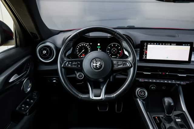 Alfa Romeo Tonale (2023) thumbnail 6
