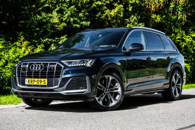 Audi Q7 (2022) thumbnail 1