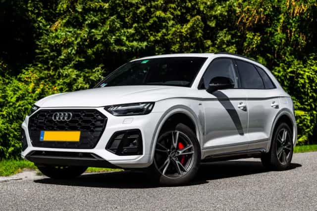 Audi Q5 (2023) thumbnail 1