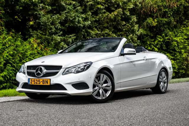 Mercedes-Benz E-Klasse (2015) thumbnail 1