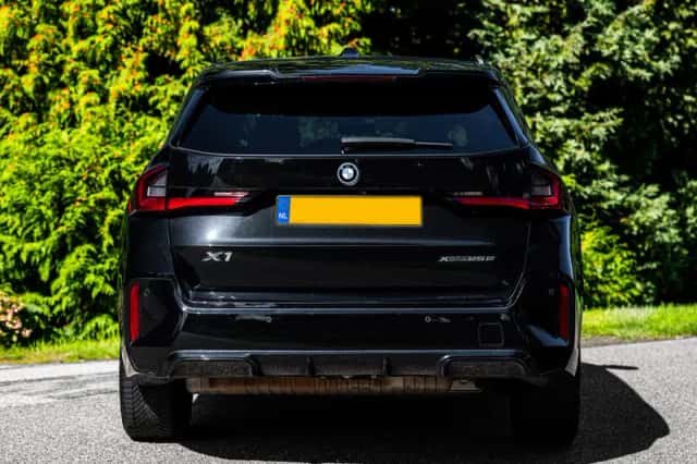 BMW X1 (2023) thumbnail 5