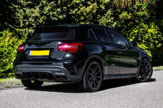 Mercedes-Benz GLA-Klasse (2017) thumbnail 2