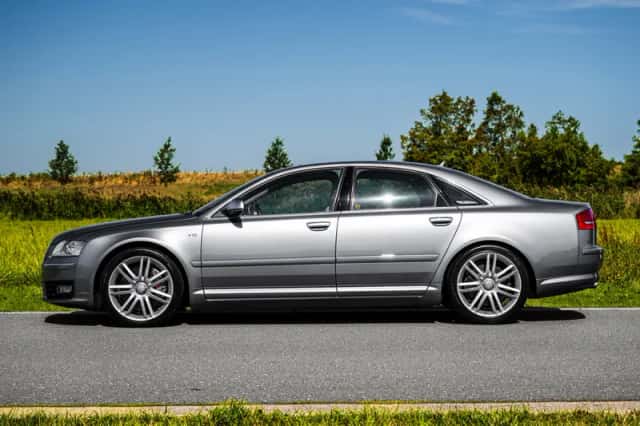 Audi S8 (2007) thumbnail 4