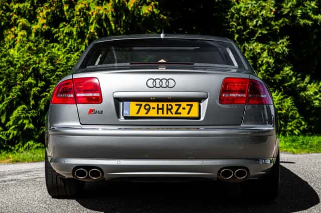 Audi S8 (2007) thumbnail 5