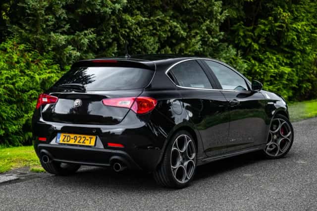 Alfa Romeo Giulietta (2014) thumbnail 2
