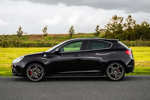 Alfa Romeo Giulietta (2014) thumbnail 4