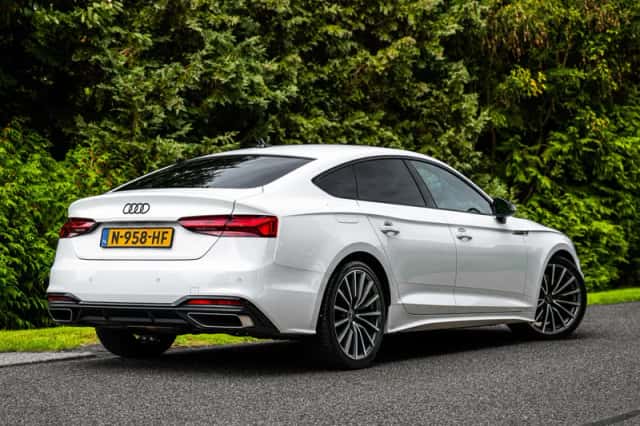 Audi A5 (2021) thumbnail 2