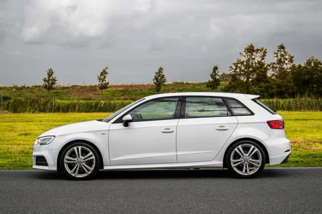 Audi A3 (2019) thumbnail 4