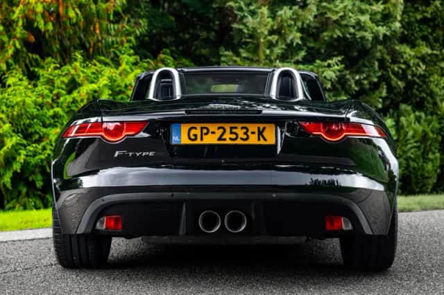 Jaguar F-Type (2015) thumbnail 5