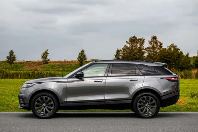 Land Rover Range Rover Velar (2018) thumbnail 4