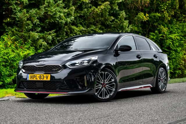 Kia ProCeed (2020) thumbnail 1