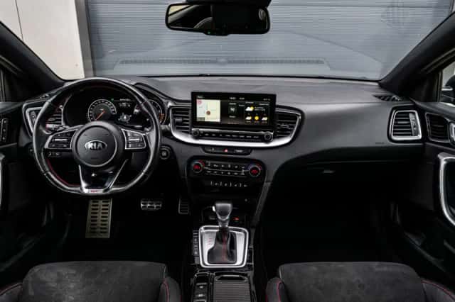 Kia ProCeed (2020) thumbnail 6