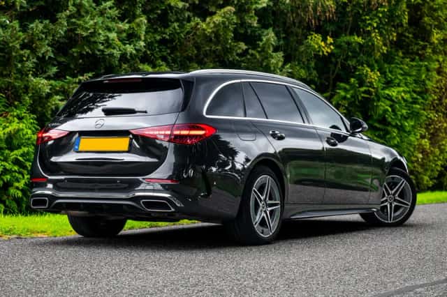 Mercedes-Benz C-Klasse (2023) thumbnail 2