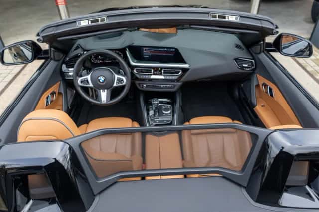 BMW Z4 (2019) thumbnail 3