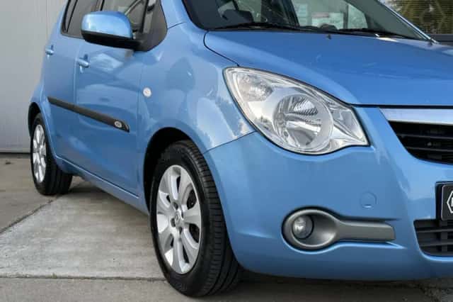 Opel Agila (2009) thumbnail 2