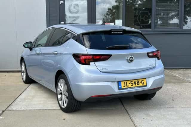 Opel Astra (2016) thumbnail 5