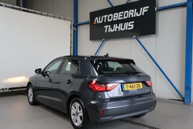 Audi A1 (2023) thumbnail 4
