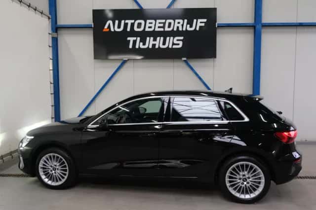 Audi A3 (2022) thumbnail 5