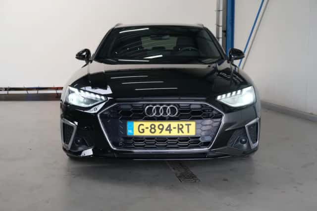 Audi A4 (2019) thumbnail 3