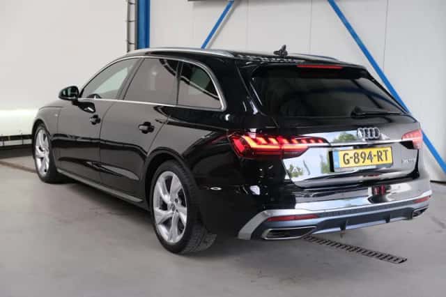 Audi A4 (2019) thumbnail 4
