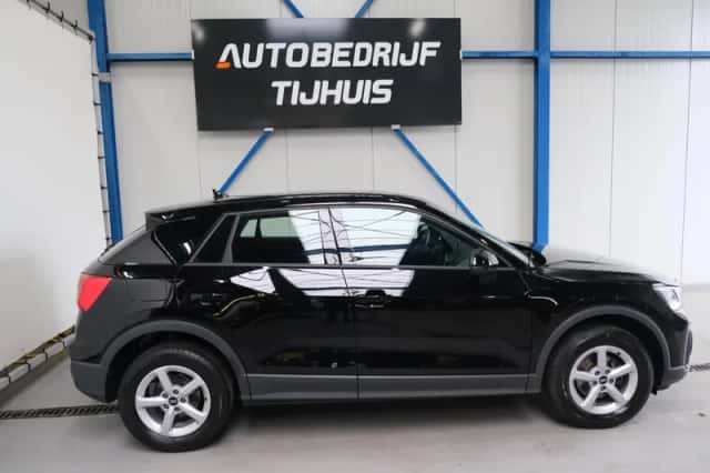 Audi Q2 (2021) thumbnail 2