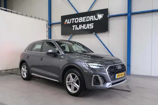 Audi Q5 (2021) thumbnail 1
