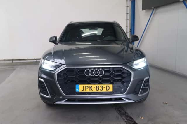 Audi Q5 (2021) thumbnail 3
