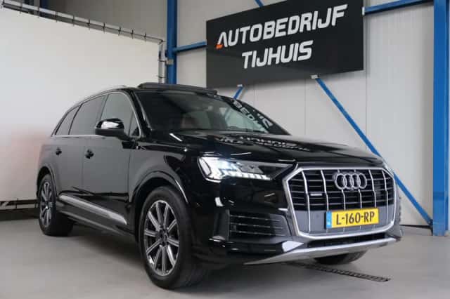 Audi Q7 (2021) thumbnail 2