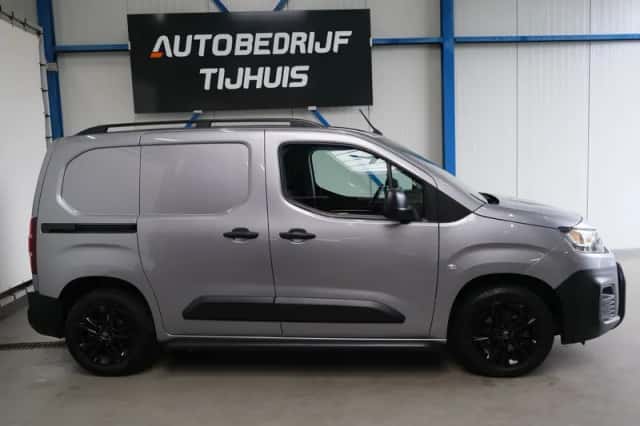 Citroën Berlingo (2021) thumbnail 2