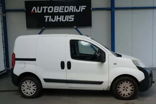 Peugeot Bipper (2010) thumbnail 2