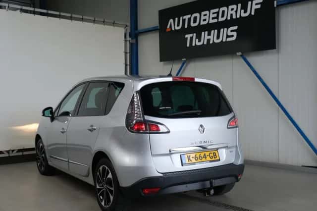 Renault Scénic (2015) thumbnail 4