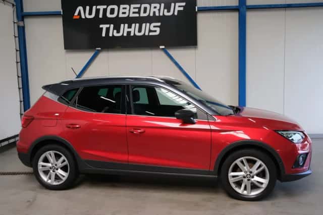 SEAT Arona (2021) thumbnail 2
