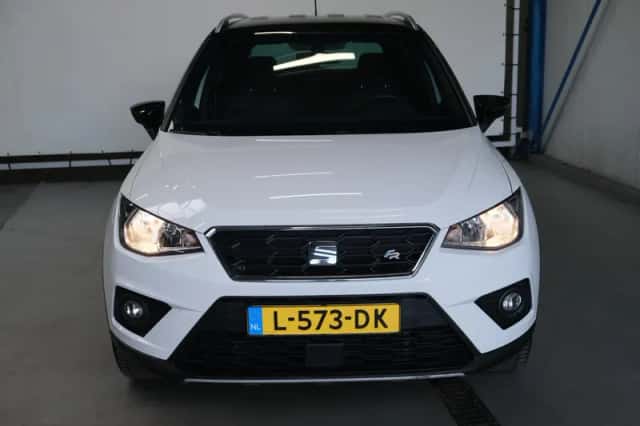 SEAT Arona (2021) thumbnail 3
