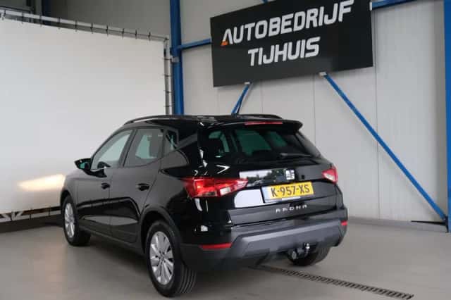 SEAT Arona (2021) thumbnail 4