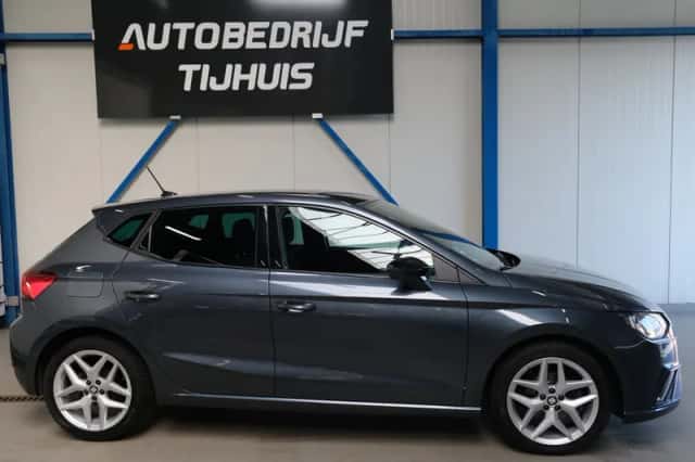 SEAT Ibiza (2021) thumbnail 2