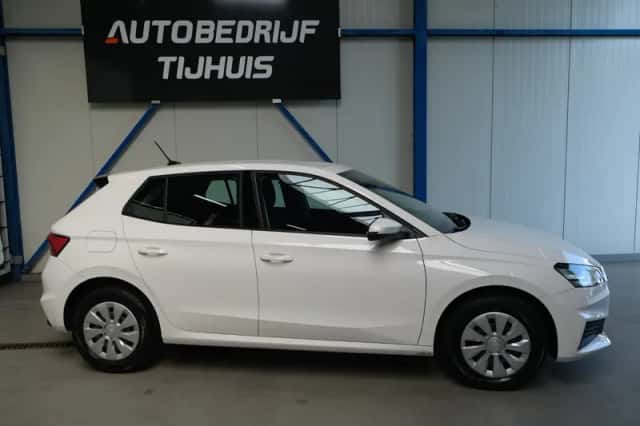 Škoda Fabia (2023) thumbnail 2