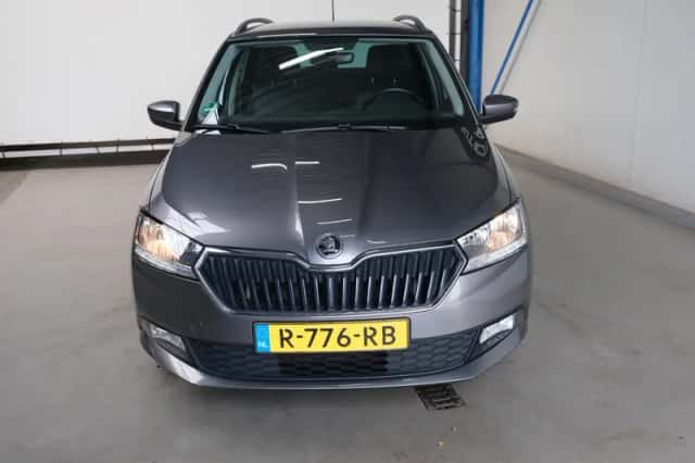 Škoda Fabia (2022) thumbnail 3