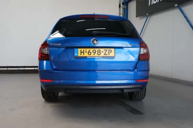 Škoda Octavia (2020) thumbnail 6