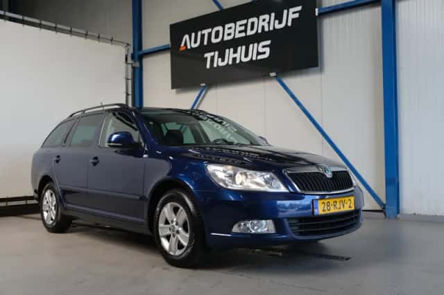 Škoda Octavia (2011) thumbnail 1
