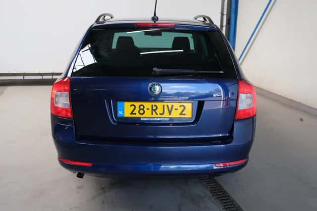 Škoda Octavia (2011) thumbnail 6