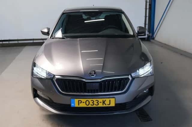 Škoda Scala (2022) thumbnail 3