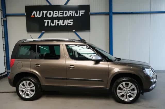 Škoda Yeti (2014) thumbnail 2