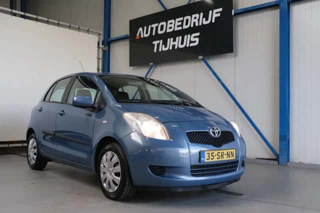Toyota Yaris (2006) thumbnail 1
