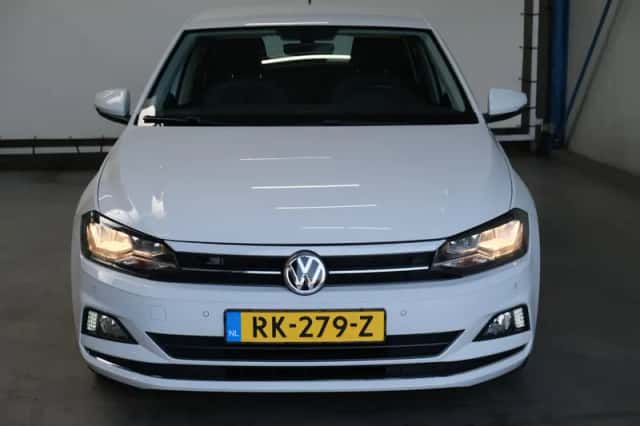 Volkswagen Polo (2018) thumbnail 3