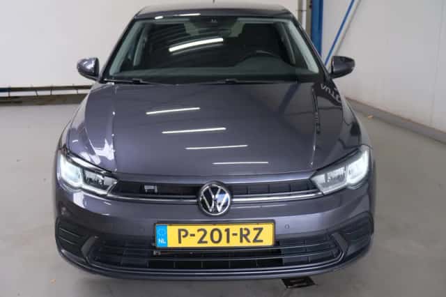Volkswagen Polo (2022) thumbnail 3