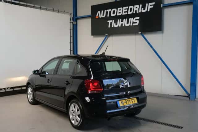 Volkswagen Polo (2010) thumbnail 4