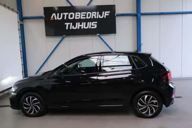 Volkswagen Polo (2022) thumbnail 5
