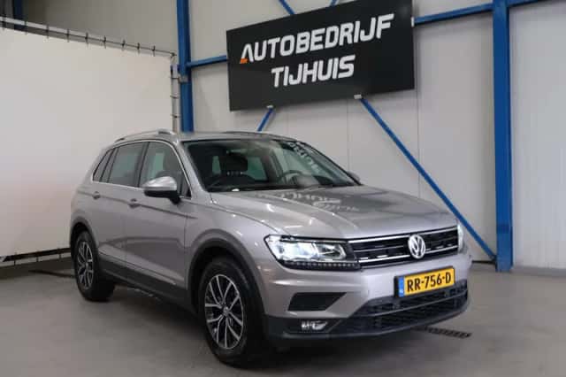Volkswagen Tiguan (2018) thumbnail 1