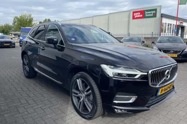 Volvo XC60 (2020) thumbnail 4