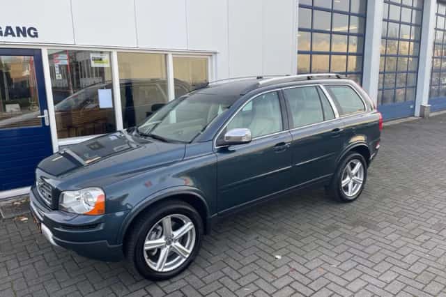Volvo XC90 (2007) thumbnail 1